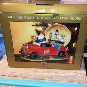 Musical Road Trip Santa Water Globe